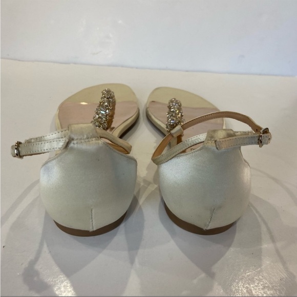 Badgley mischka rhinestone t-strap gladiator Sandals Flip Flops - Picture 10 of 10